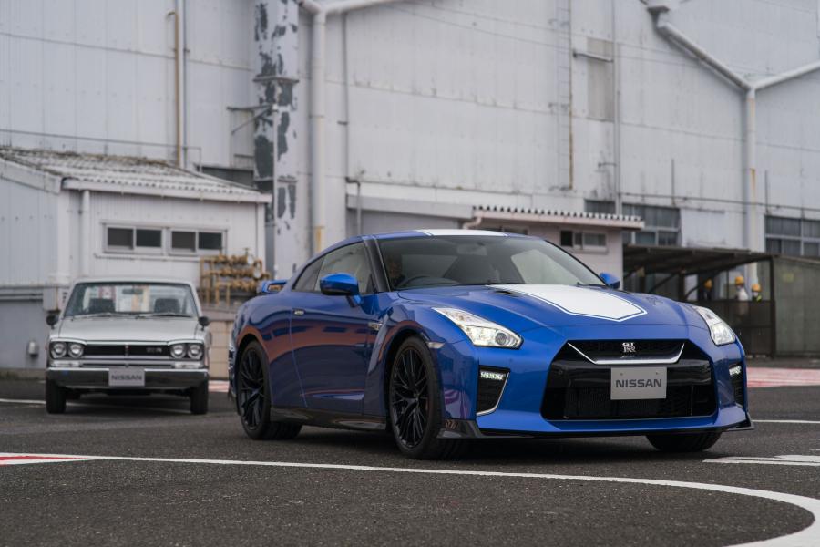  Nissan GT-R 50th Anniversary (R35) 2019 года  (JP) (фото 1 из 41)
